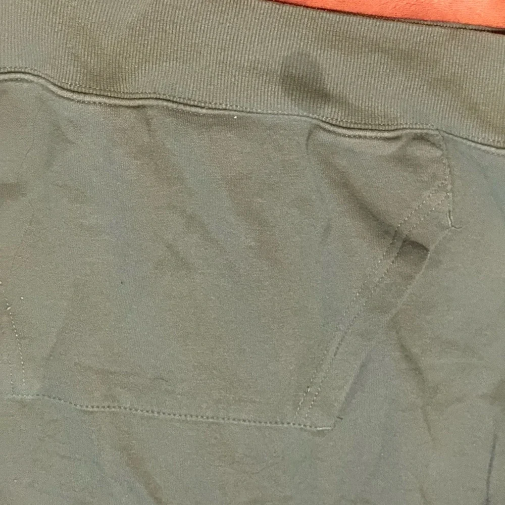 New Balance Kids Green Hoodie and Joggers Set - Picture 5 of 9